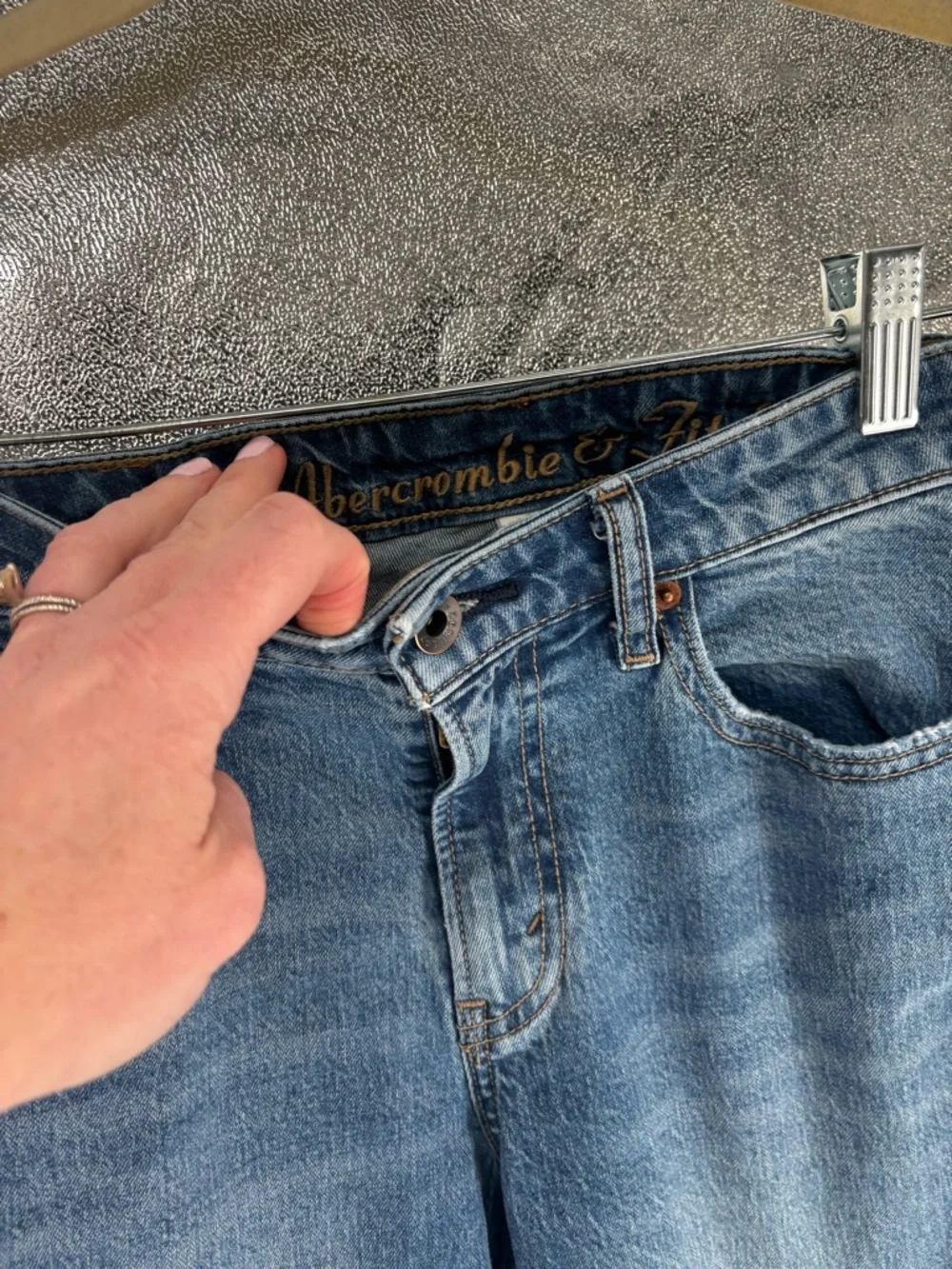 Abercrombie & Fitch High Rise Boot Cut Jeans - Picture 4 of 10